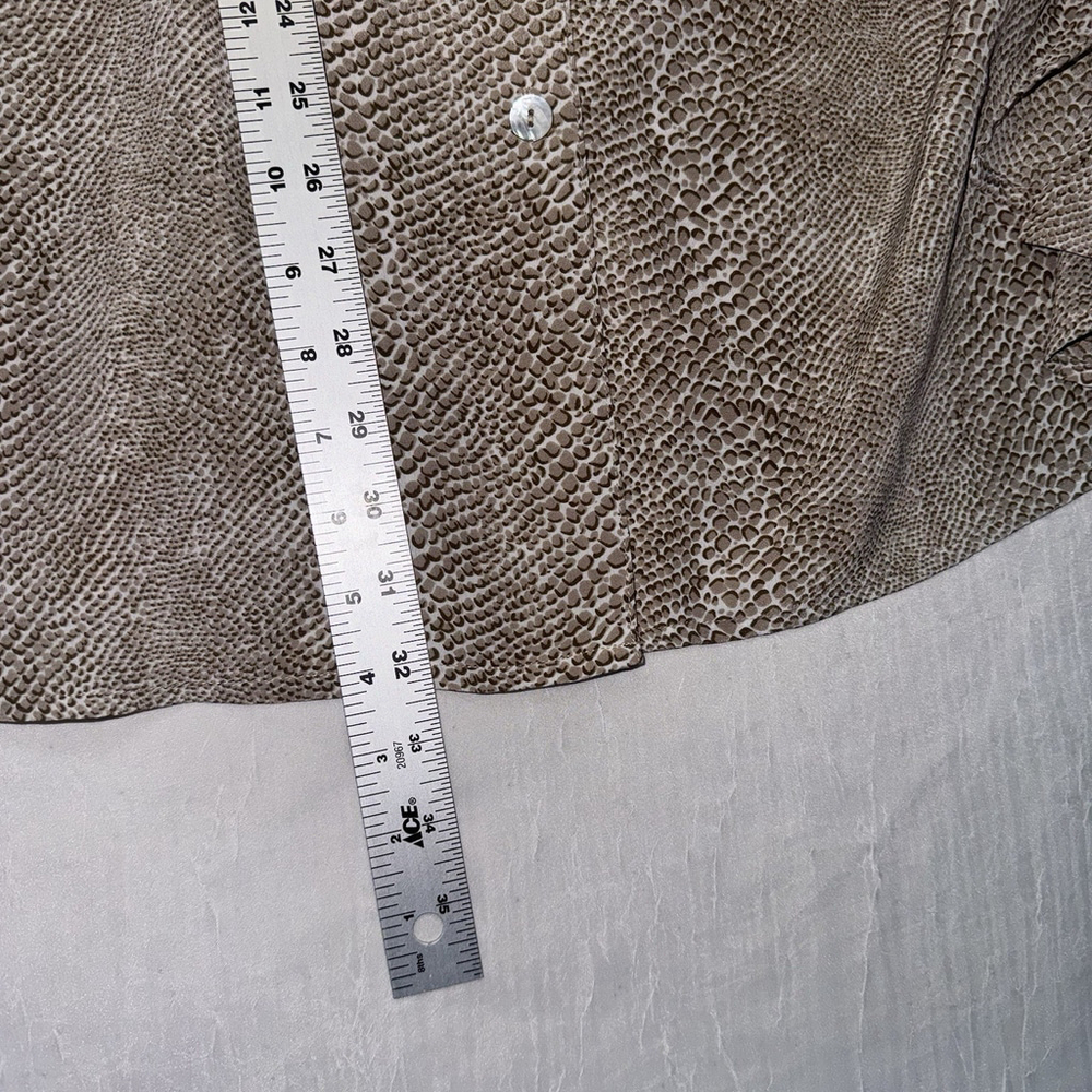 Maggie Barnes Buttoned Down Tunic Top Animal Print Size 32W Casual Brown/White - Picture 7 of 9